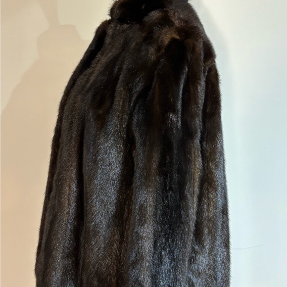 Mink Jacket - Picture 3 of 8